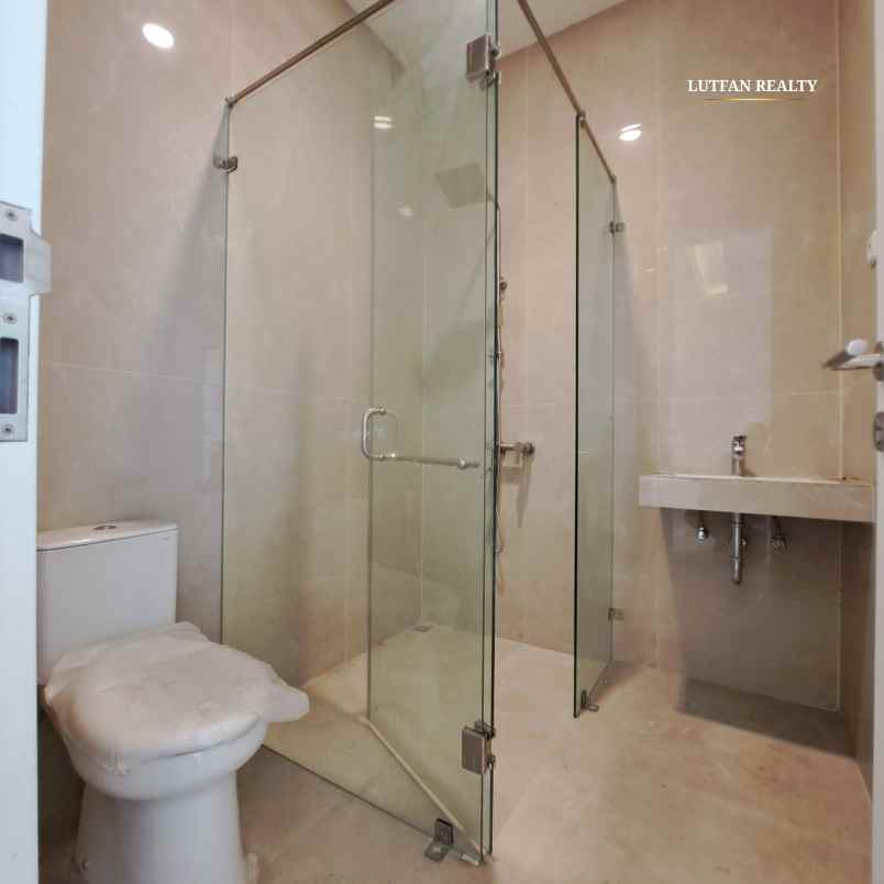 rumah american classic jagakarsa dekag tol brigift