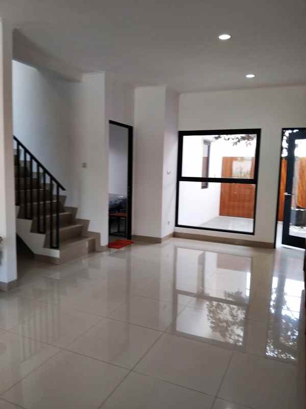 rumah asri nyaman siap huni gandul cinere