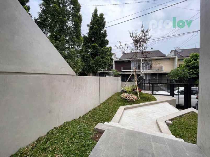 rumah baru di ciwaruga dekat polban maranata