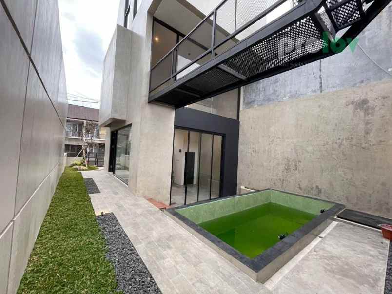 rumah baru di ciwaruga dekat polban maranata