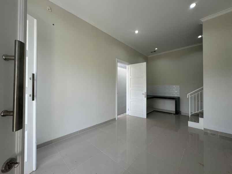 rumah baru kawasan cinere dekat rs puri cinere