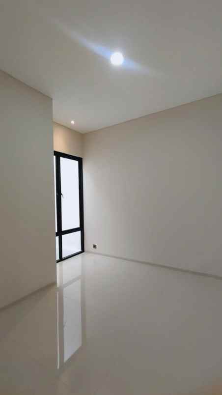 rumah baru modern di nusaloka bsd lt 98 lb 133 rp 2 4m