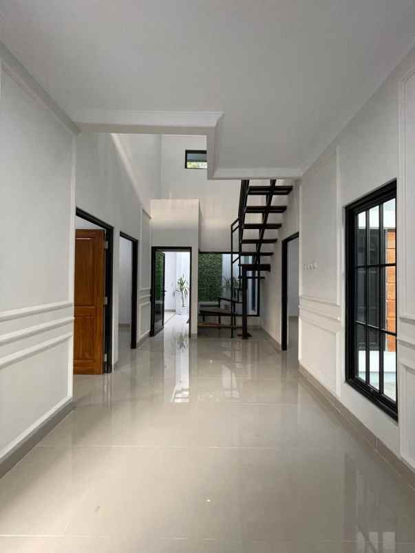 rumah cantik siap huni dekat kampus umy