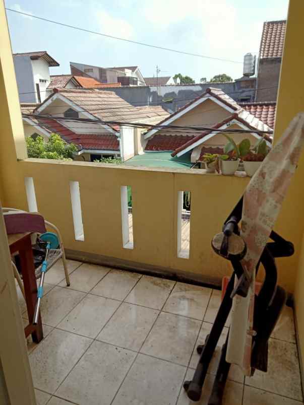 rumah cluster cibabat cimahi open space 3 lantai murah