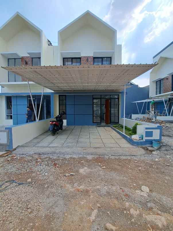 rumah cluster cilangkap cipayung jakarta timur 900jtan