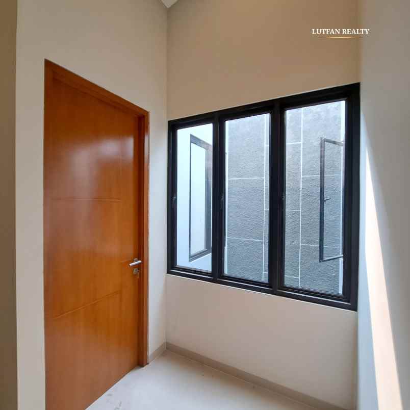 rumah cluster modern scandinavian jagakarsa