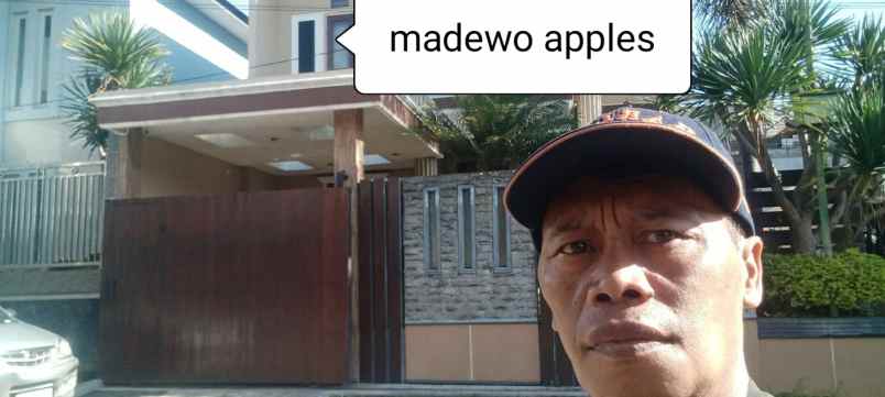 rumah dekat museum angkut kota batu madewo apples