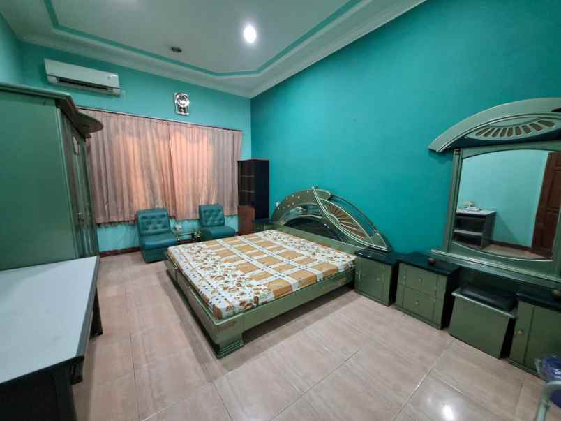 rumah dharmahusada 2 lantai lebar 12 nego