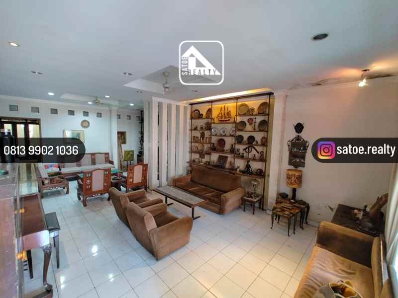 rumah di area jl kesehatan petojo selatan gambir