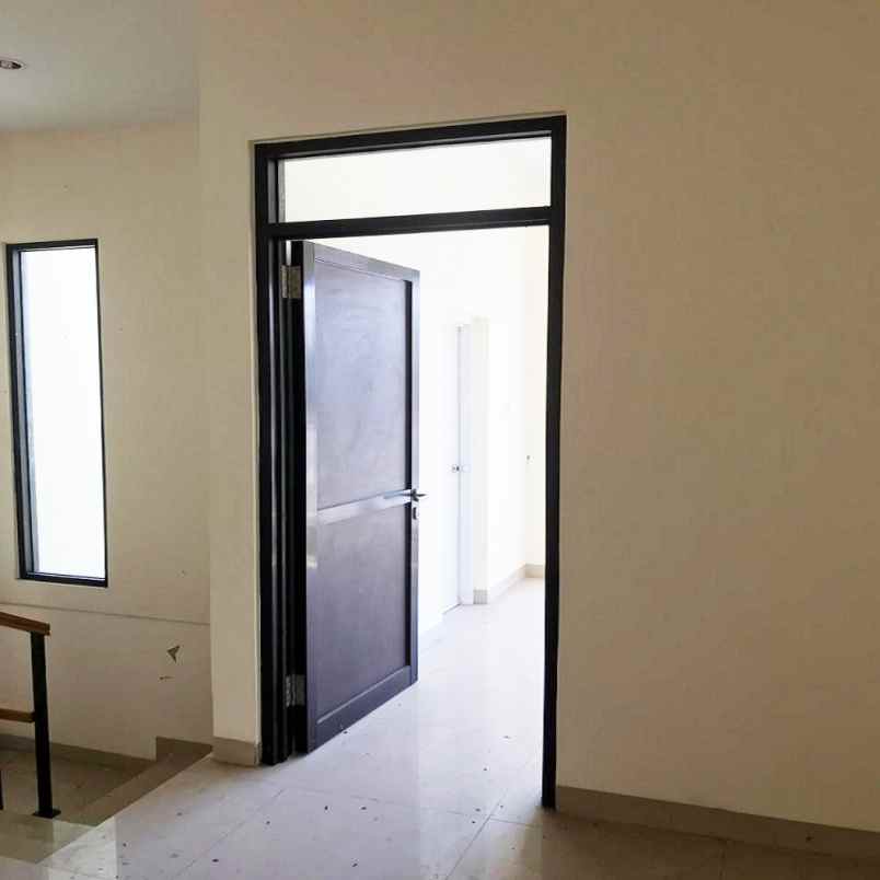 rumah dijual di kota makassar dekat mall panakkukang