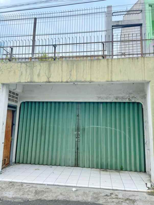 rumah dwijaya radio dalam