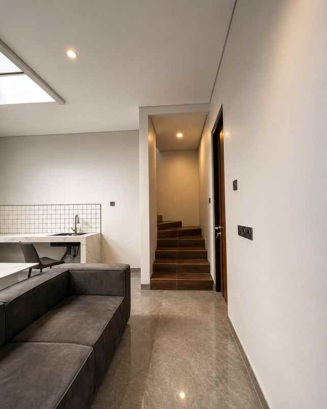 rumah elegan dekat jalan kaliurang
