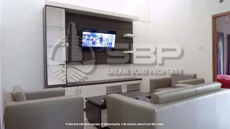 rumah fast respon wa 0813 9127