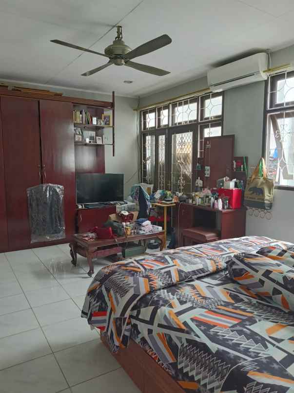 rumah full furnished di puri bintaro sektor 9