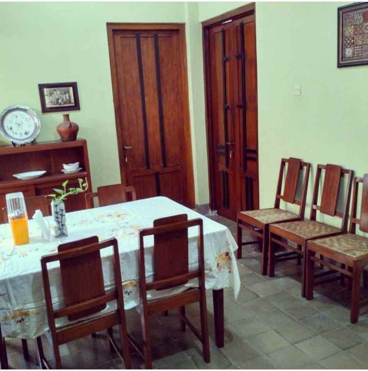 rumah homestay di jl surokarsan tamansiswa kota yogya