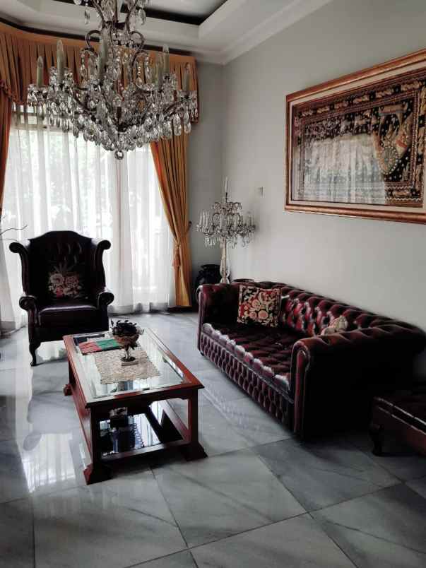 rumah jalan bambu apus raya i