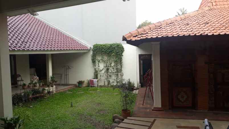 rumah jalan bambu apus raya i