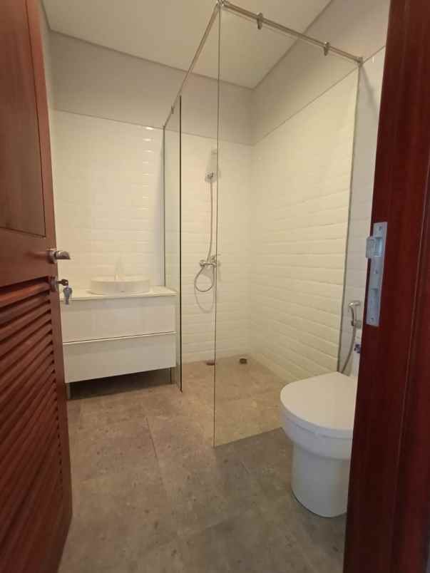 rumah jalan cendrawasih