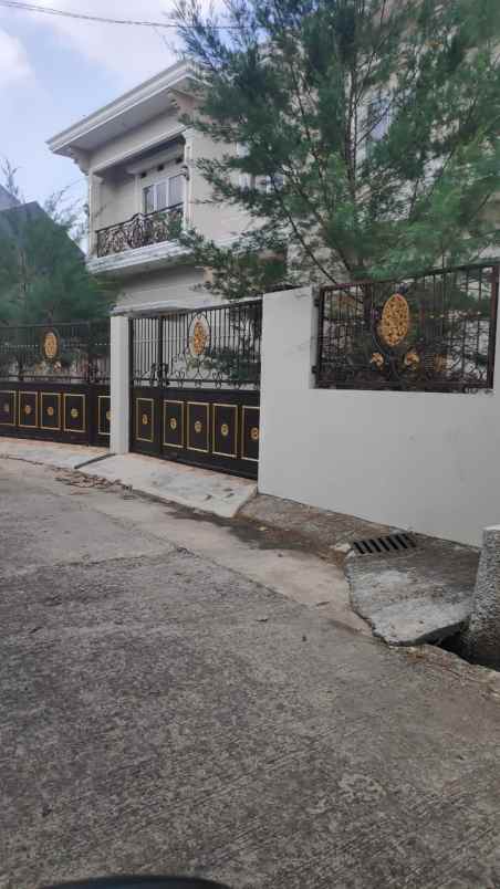 rumah jl jatiasih pondok gede raya