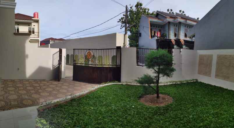 rumah jl jatiasih pondok gede raya