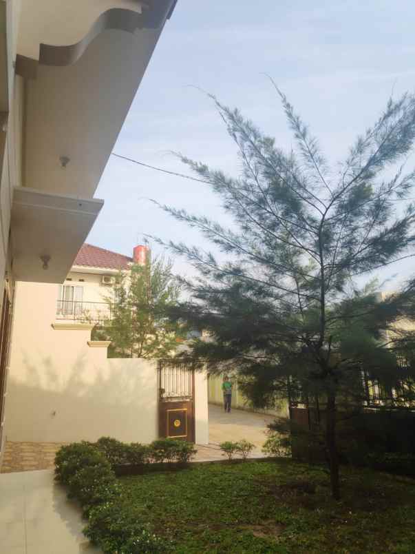 rumah jl jatiasih pondok gede raya