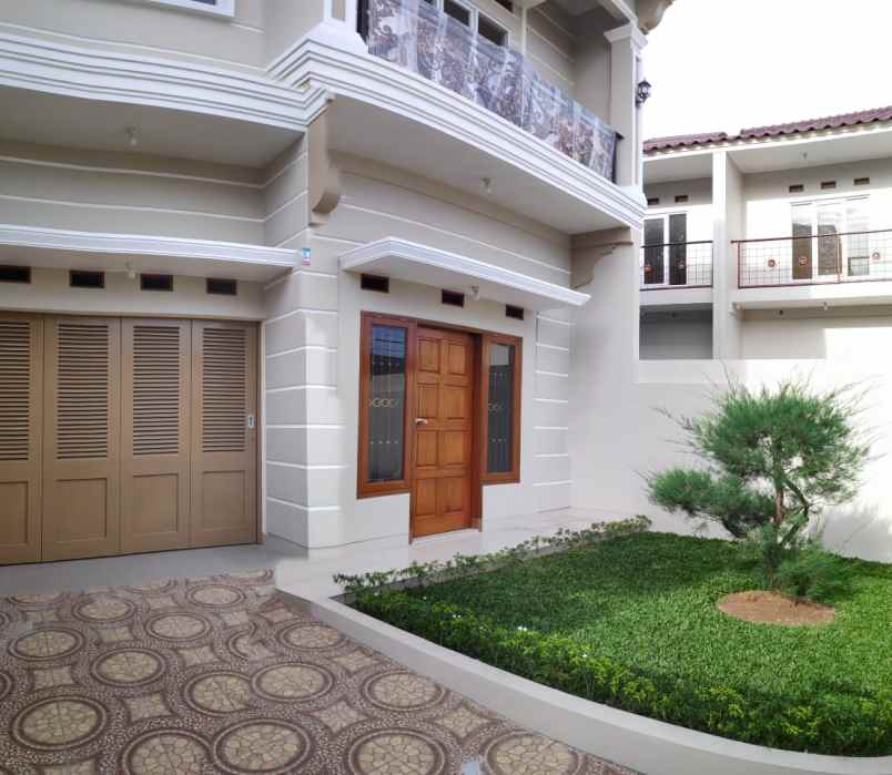 rumah jl jatiasih pondok gede raya