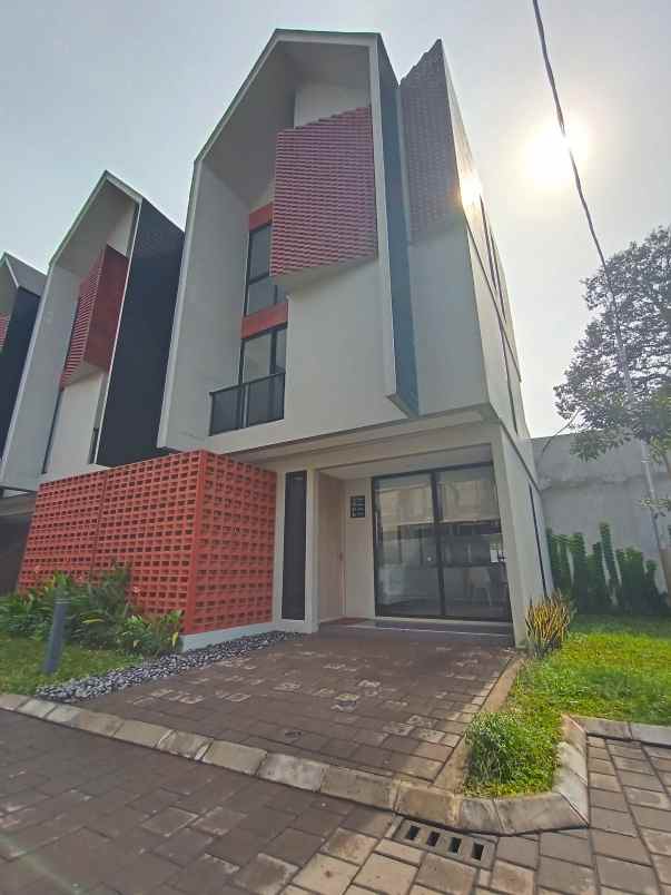 rumah jl rusa pondok ranji