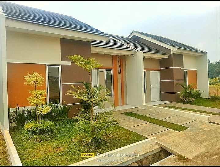 rumah jln raya alternatif