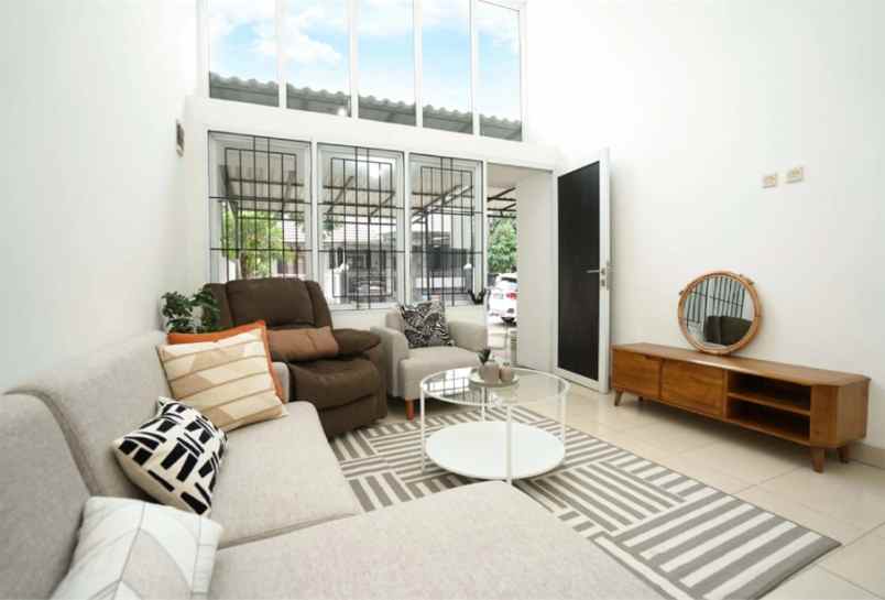 rumah jln raya permata cimanggis