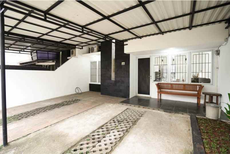 rumah jln raya permata cimanggis