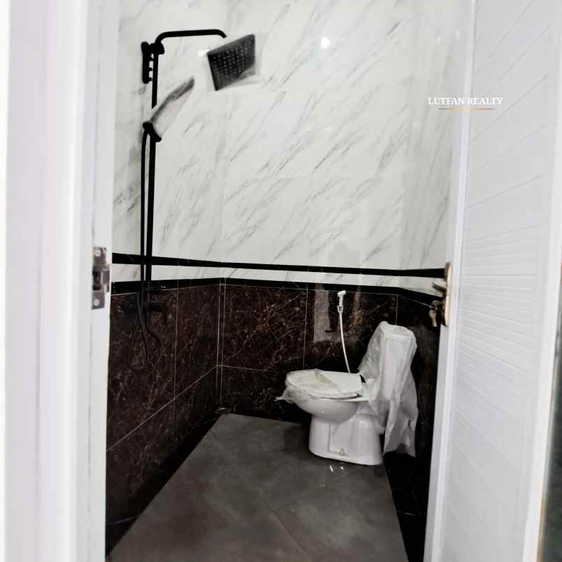 rumah kebagusan modern minimalis non cluster