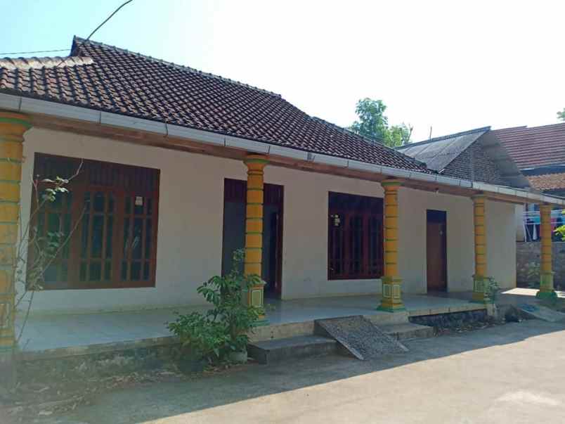 rumah kerjo karanganyar