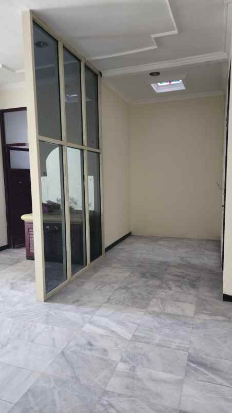 rumah kertajaya surabaya timur kondisi siap huni