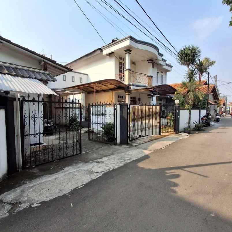 rumah kos paviliun dijual murah dekat ke mall cinere