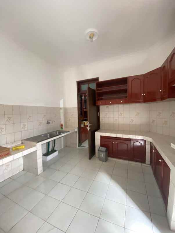 rumah kutisari tengglis mejoyo surabaya