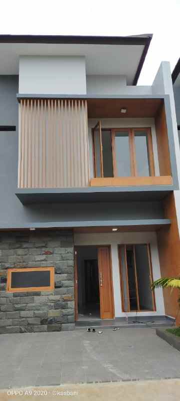 rumah lebak bulus jakarta selatan