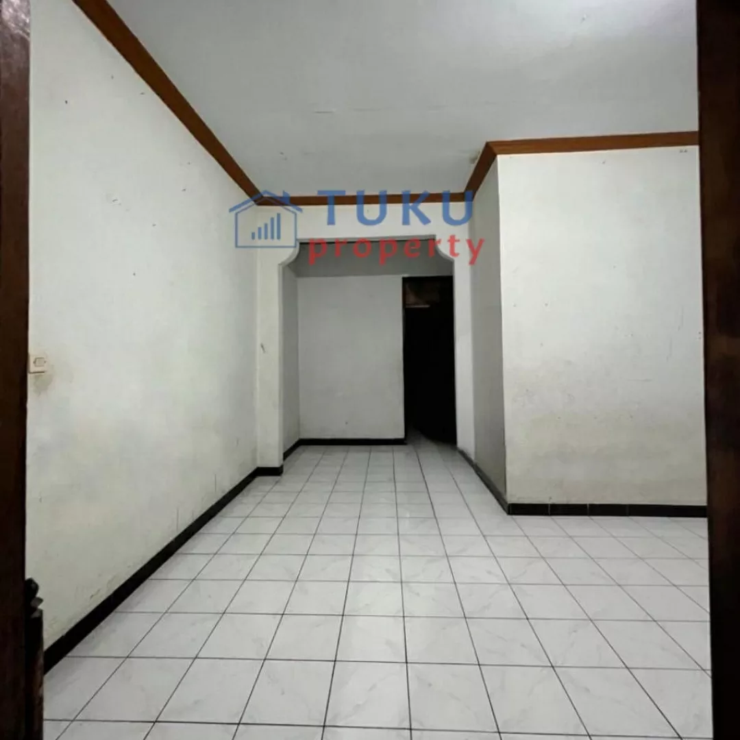 rumah medang gading serpong dekat scientia sumarecon