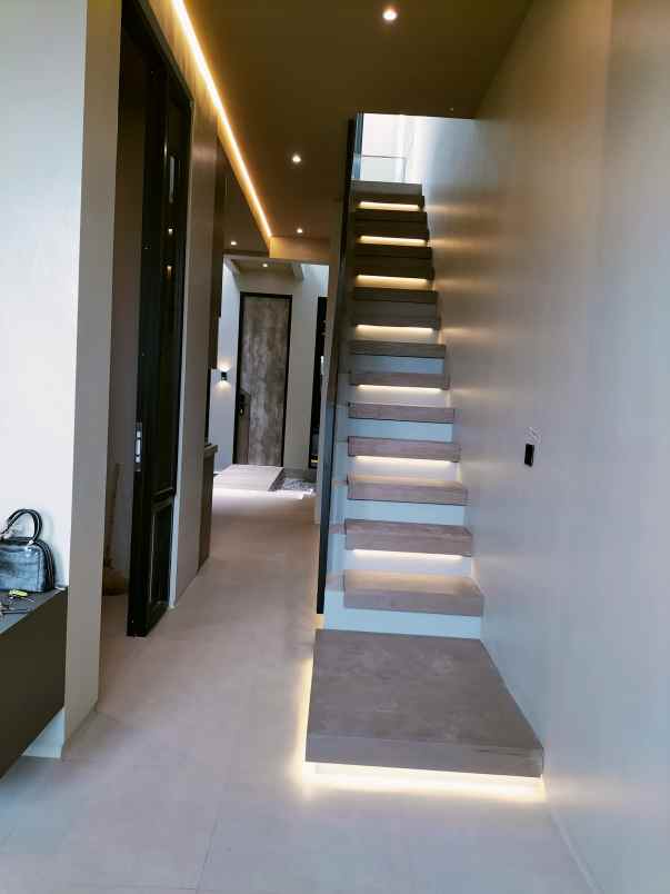 rumah mewah solobaru surakarta