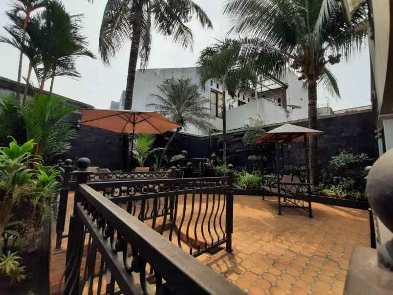 rumah mewah tanah luas condet kramatjati jakarta timur