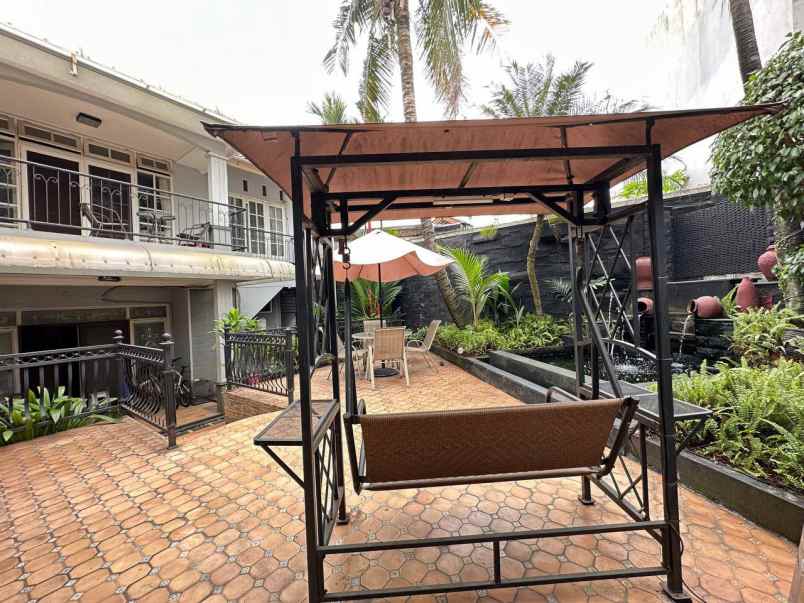 rumah mewah tanah luas condet kramatjati jakarta timur