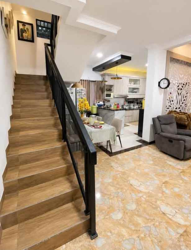 rumah minimalis cihanjuang dekat sariwangi bandung