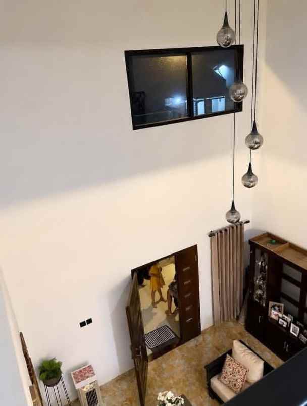 rumah minimalis cihanjuang dekat sariwangi bandung