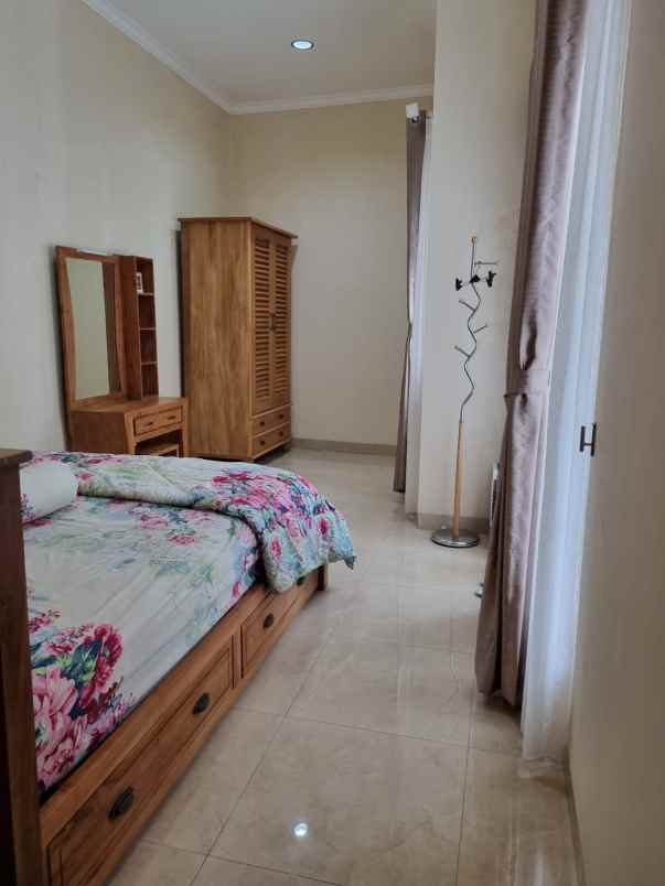 rumah minimalis semi furnish cigadung tubagus ismail