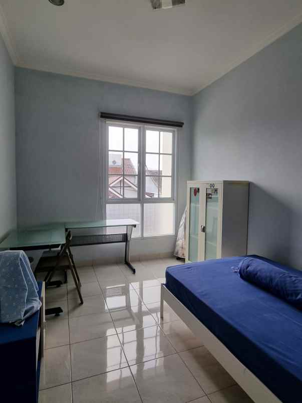 rumah minimalis semi furnish cigadung tubagus ismail