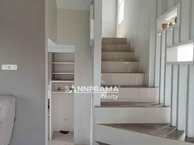 rumah modern minimalis tanpa denda sita murni syariah