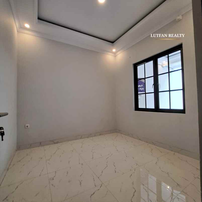 rumah modren minimalia jagakarsa