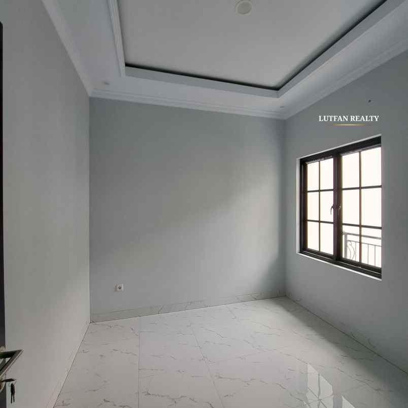 rumah modren minimalia jagakarsa