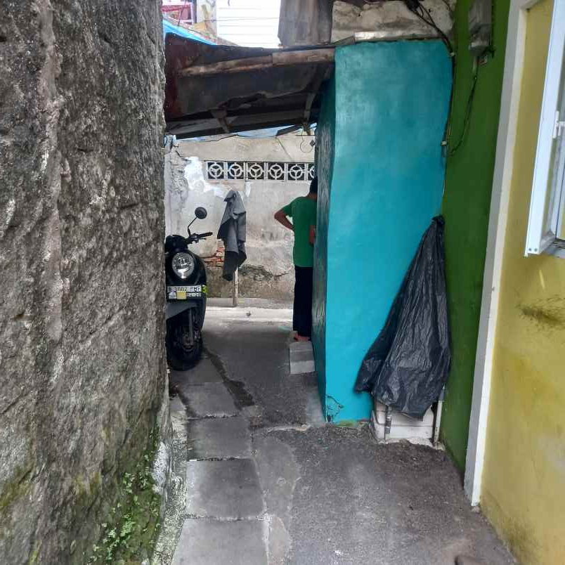 rumah murah dalam gang daerah bungur jakarta pusat