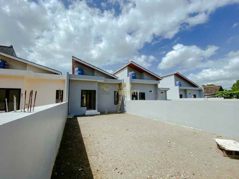 rumah murah tanah luas di barat candi prambanan sleman