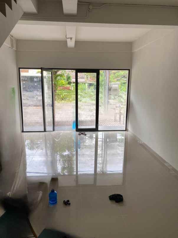 rumah ngagel surat shm kanela ruko parkir luas